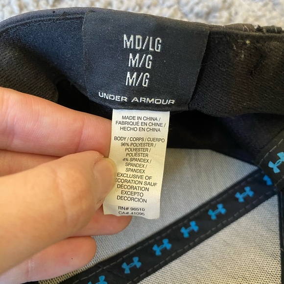 Under armor hat - Picture 4 of 5